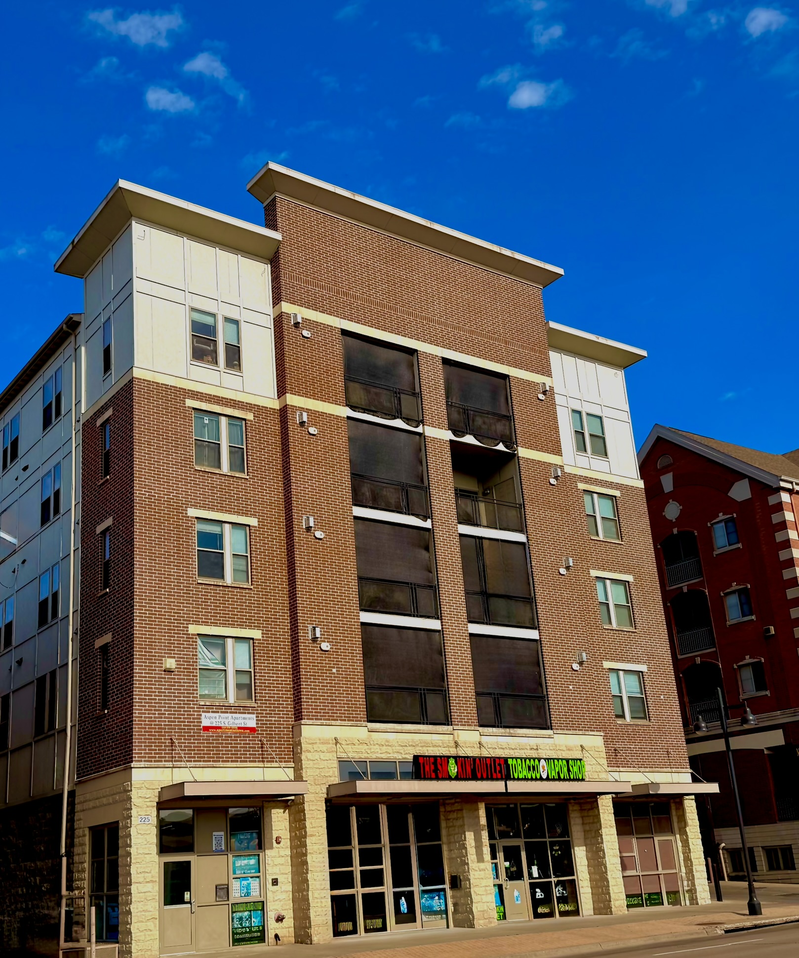 225 S Gilbert Street – 2.1
