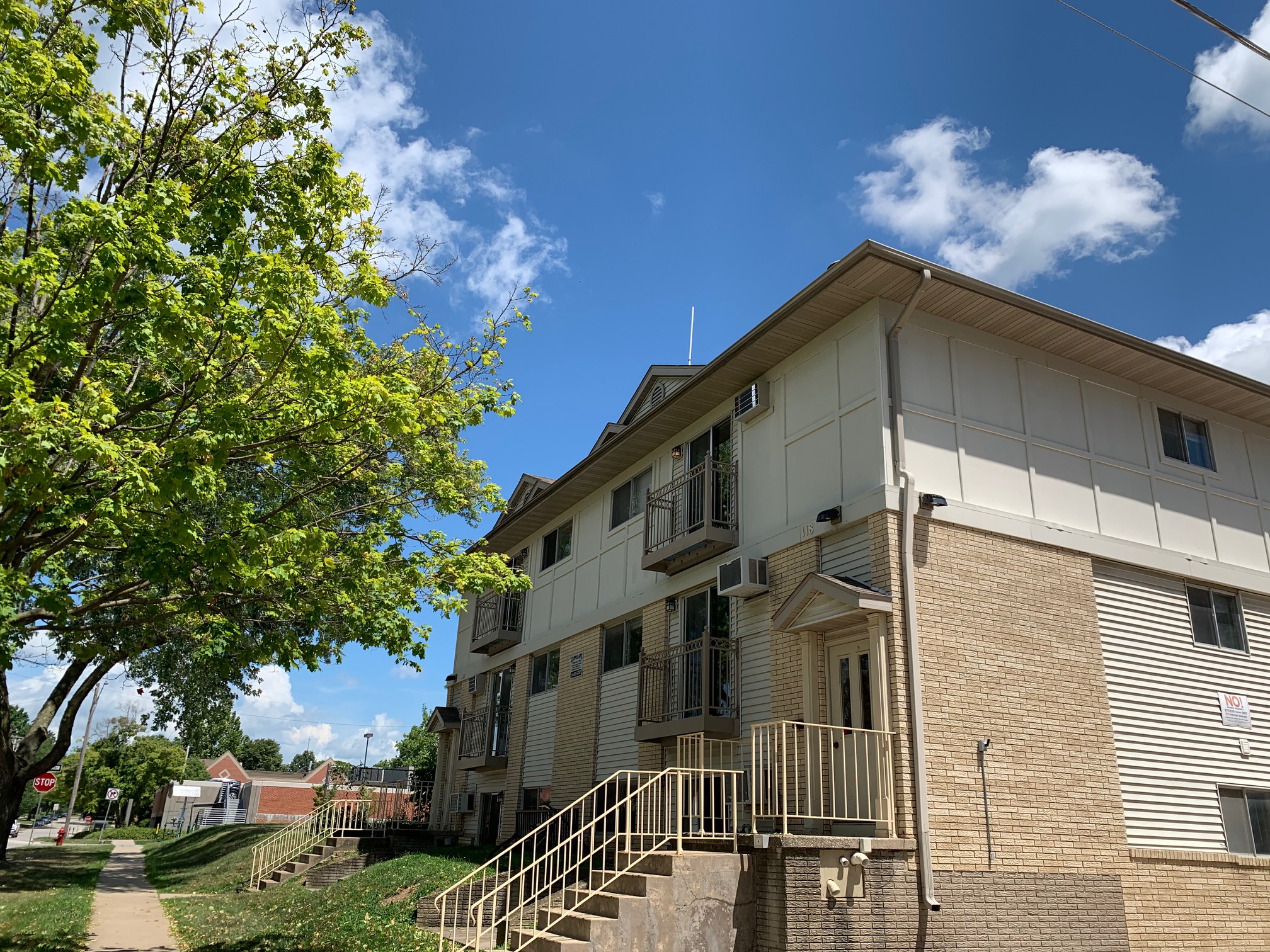 118 N Johnson Street – 3