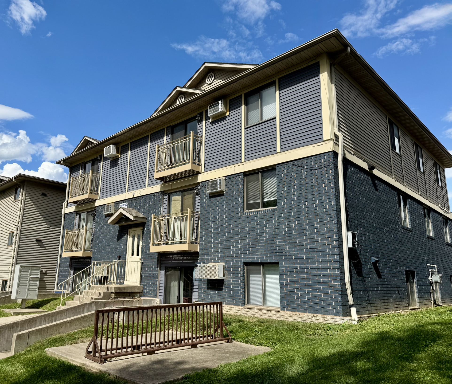 440 S Johnson Street – 3.3