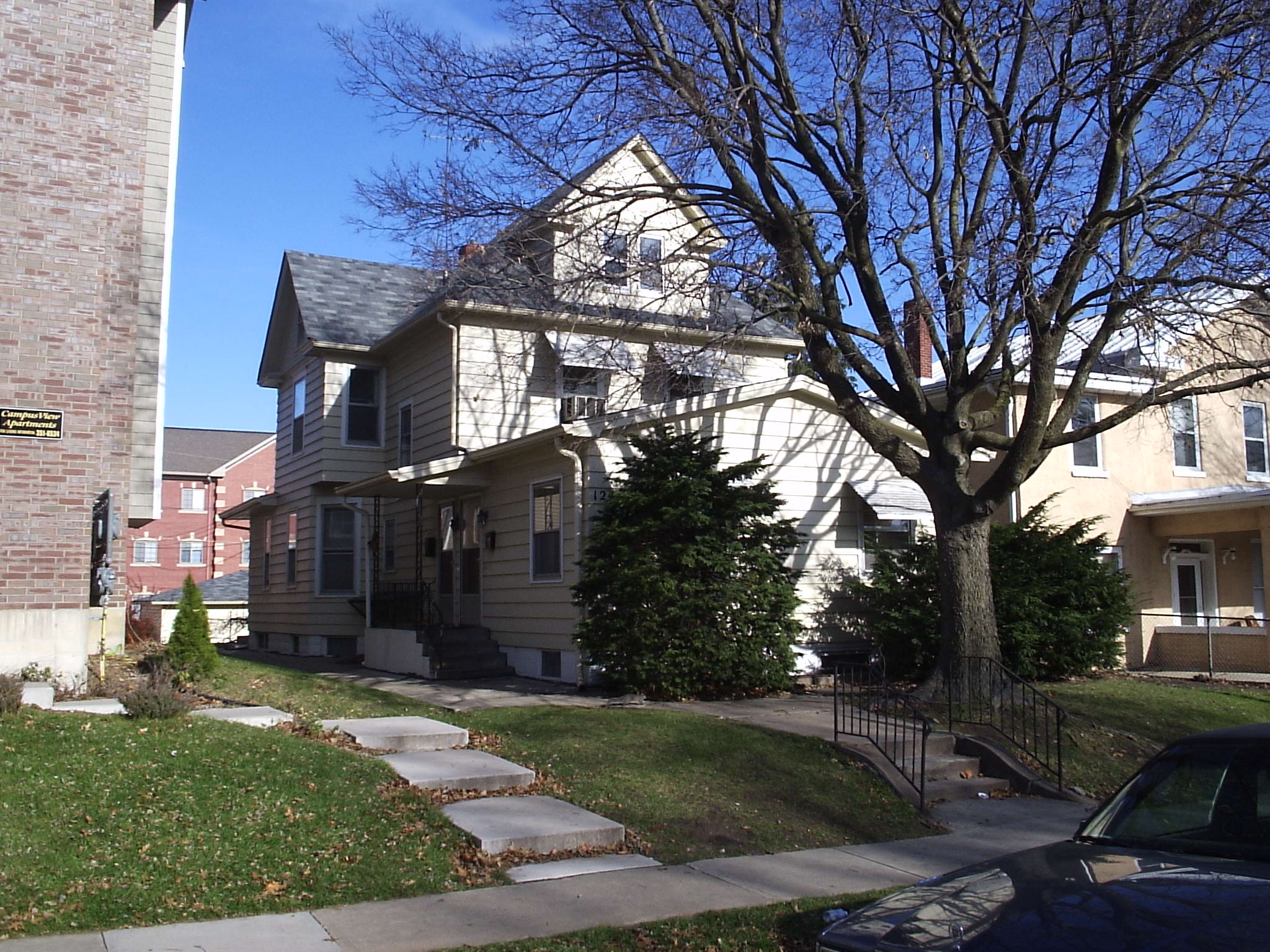 124 E Bloomington Street – 1.2