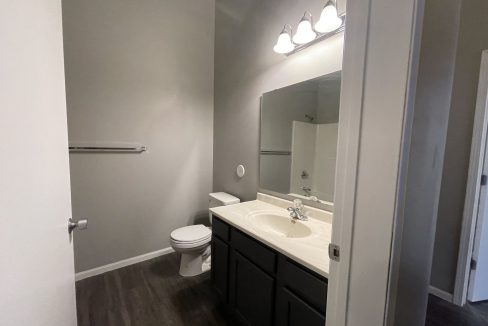 ST133 10 Bathroom
